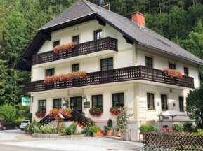 Gasthof und Pension „Zur Klause“